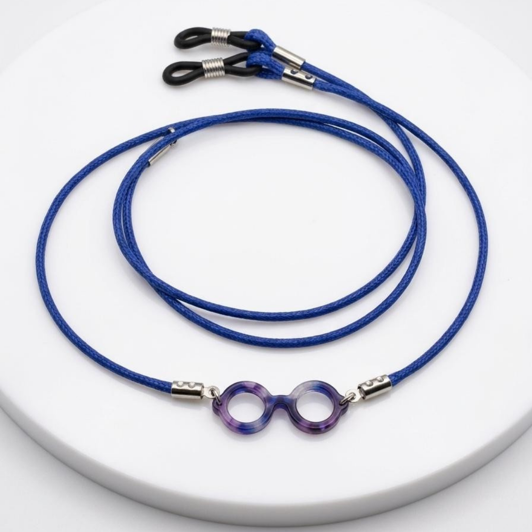 Cuelga-gafas con detalle